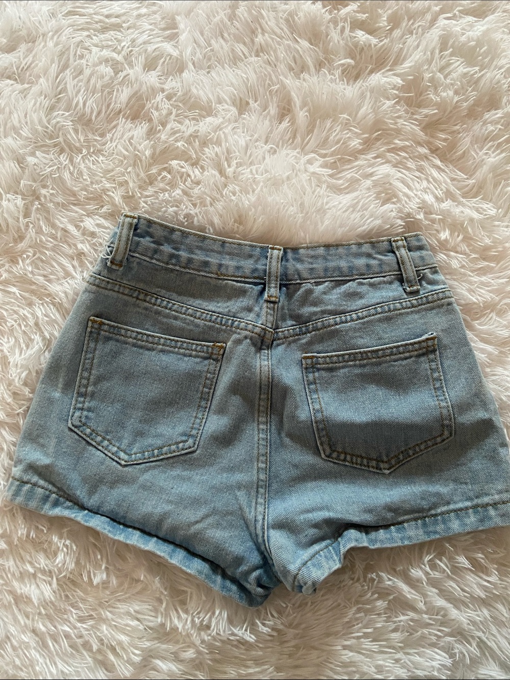 EUC Light Blue Teen Denim Shorts With Strawberries, Size 12/13 - Picture 2 of 3